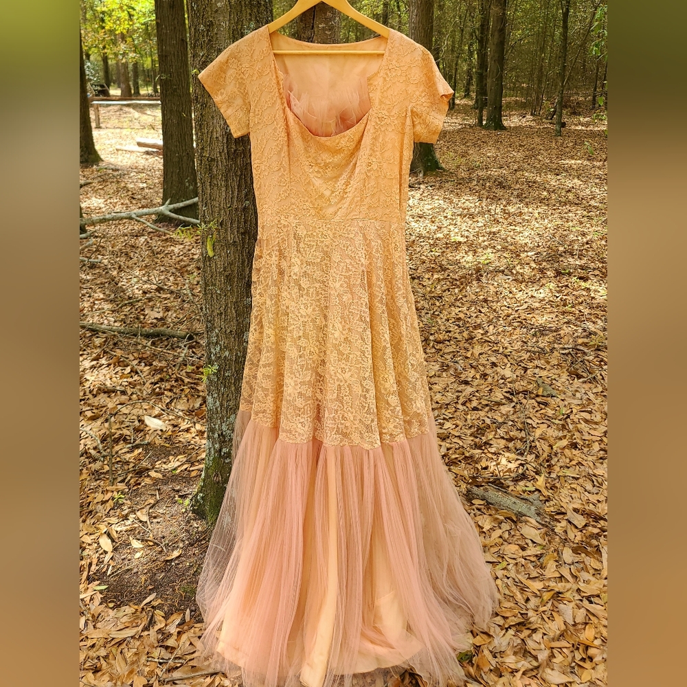 ViNTAGE Romantic tattered Lace Dress ♡